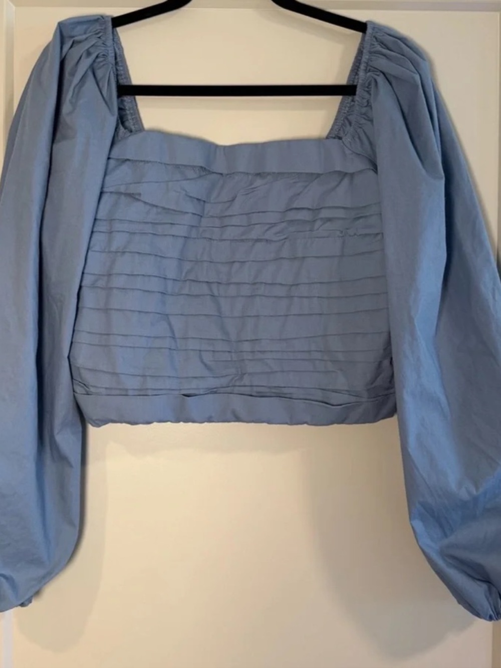 NWOT Abercrombie Long Sleeve Crop Size XS - Picture 3 of 5